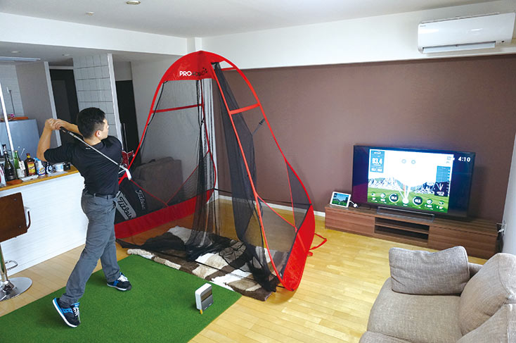 シミュレーションゴルフ ゴルフ練習など自宅で楽しめるゴルフシミュレーター Skytrak